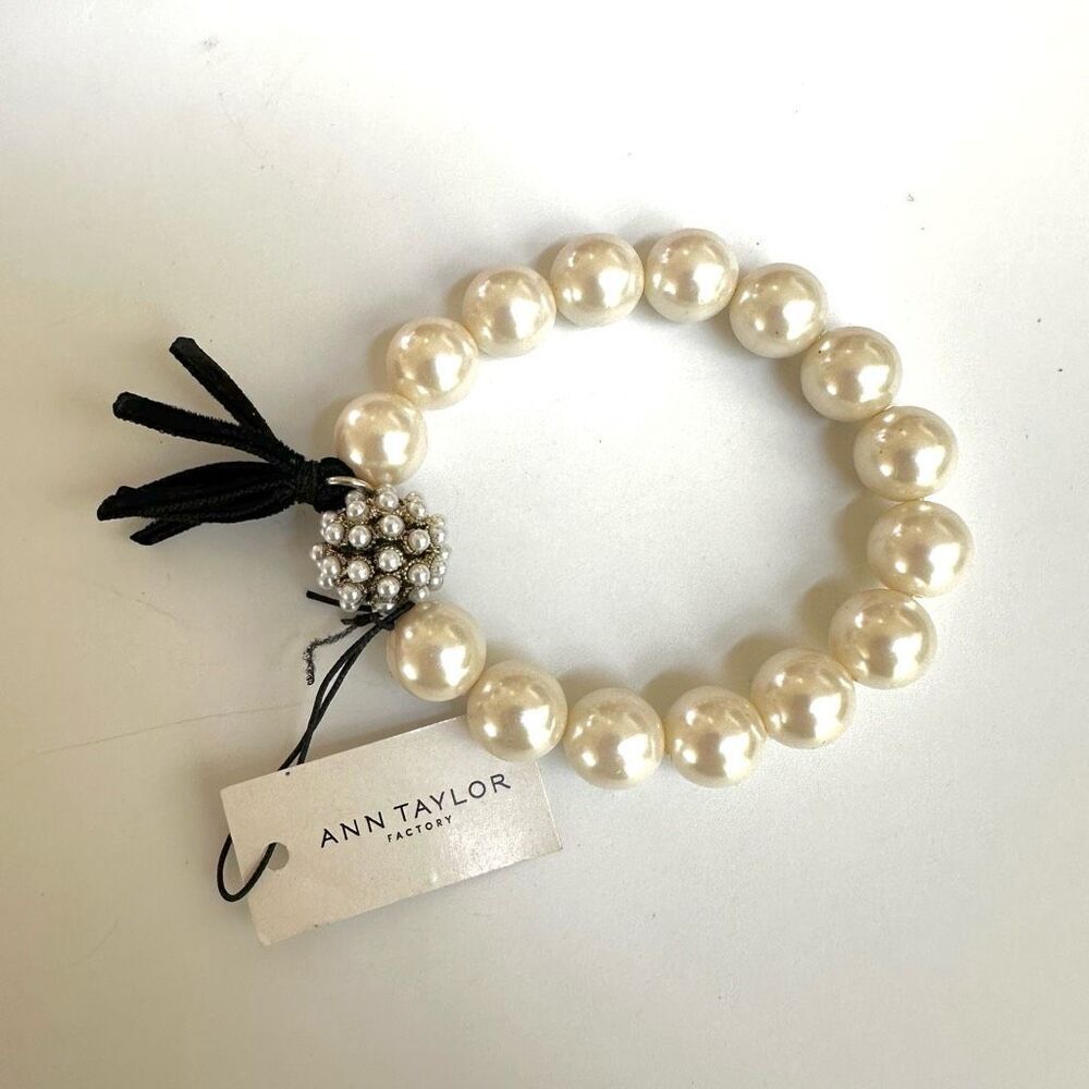 Ann Taylor factory faux pearl black tassel stretchy bracelet